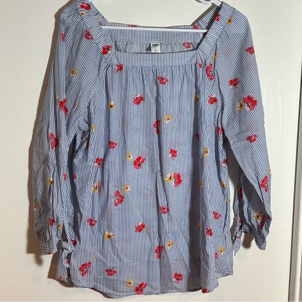 Old Navy striped floral top‎ L